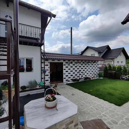 Vizuina Lupului Otel Gura Humorului Dış mekan fotoğraf